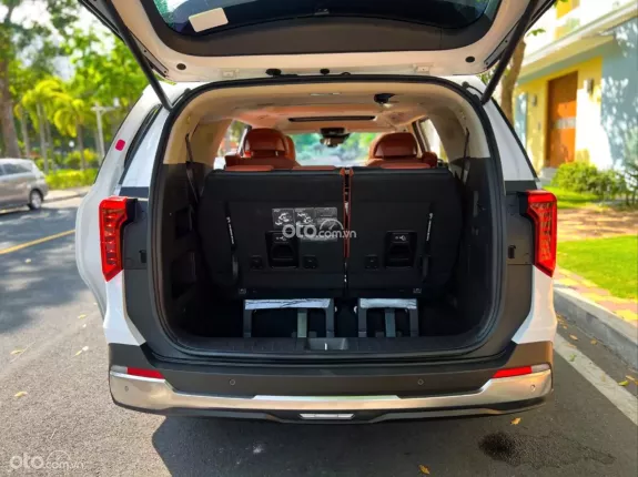 Kia Carnival 2.2D Signature 2025 - Máy dầu tiết kiệm đăng ký cuối 2025