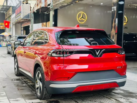 VinFast VF8 S 2024 - Hồ sơ cầm tay sang tên trong ngày