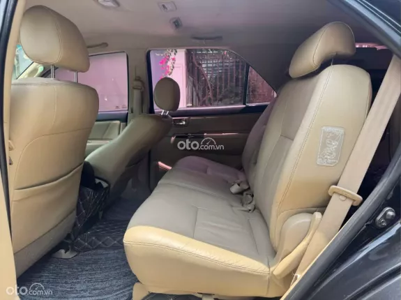 Toyota Fortuner 2.7V 2014 - Xe tình trạng đẹp - full ls bảo dưỡng hãng