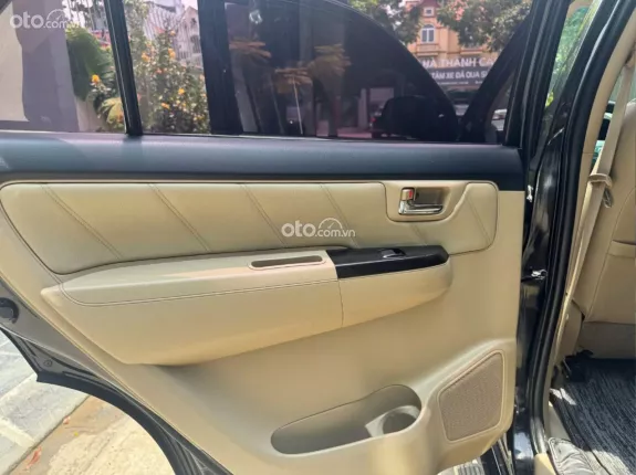 Toyota Fortuner 2.7V 2014 - Xe tình trạng đẹp - full ls bảo dưỡng hãng