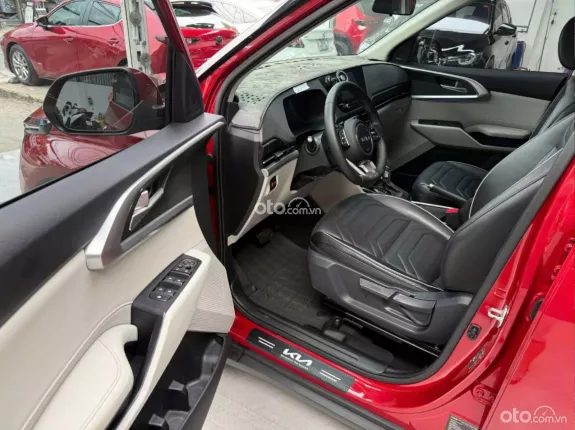 Kia Carens 1.5L Luxury 2023 - Xe đẹp có sẵn giao ngay - Hỗ Trợ Lái Thử Tại Nhà