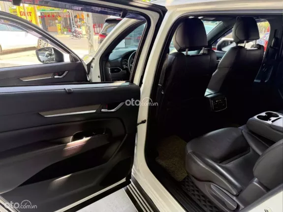 Mazda CX-8 Luxury 2021 - Chất xe đẹp - Nội thất xe còn mới