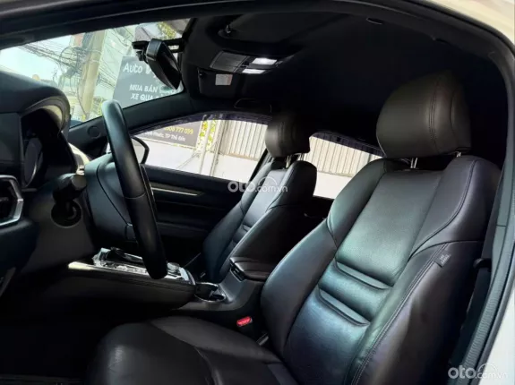 Mazda CX-8 Luxury 2021 - Chất xe đẹp - Nội thất xe còn mới