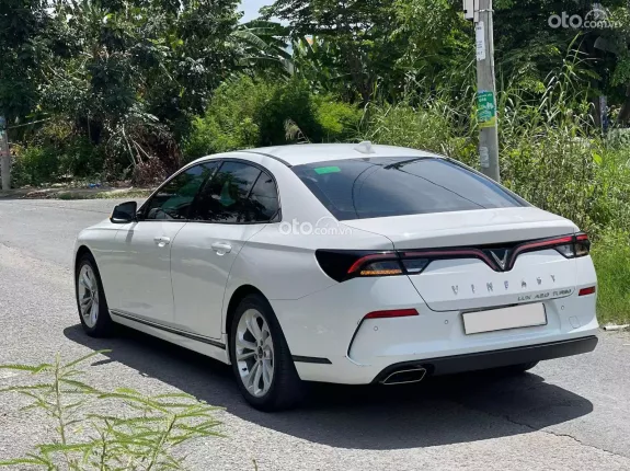 VinFast LUX A2.0 Tiêu chuẩn 2022 - CHẤT XE ĐẸP - CÓ SẴN GIAO NGAY
