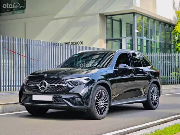 Mercedes-Benz GLC 300 4Matic 2023 - 19000