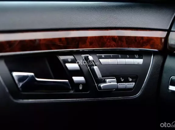 Mercedes-Benz S63 2010 - Đen