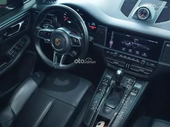 Porsche Macan Turbo 2021 - Đỏ Đen