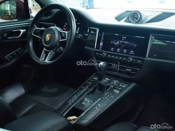 Porsche Macan Turbo 2021 - Đỏ Đen