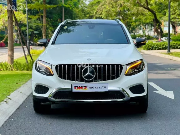 Mercedes-Benz GLC 200 2018 - Trắng Ngọc Trinh - ĐỘ FULL Option