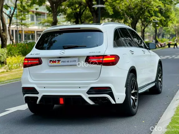 Mercedes-Benz GLC 200 2018 - Trắng Ngọc Trinh - ĐỘ FULL Option