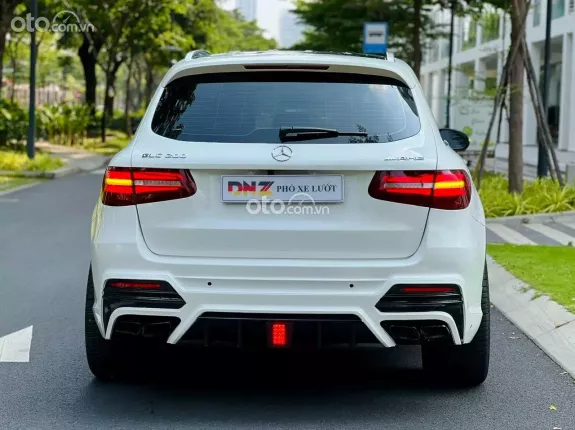 Mercedes-Benz GLC 200 2018 - Trắng Ngọc Trinh - ĐỘ FULL Option