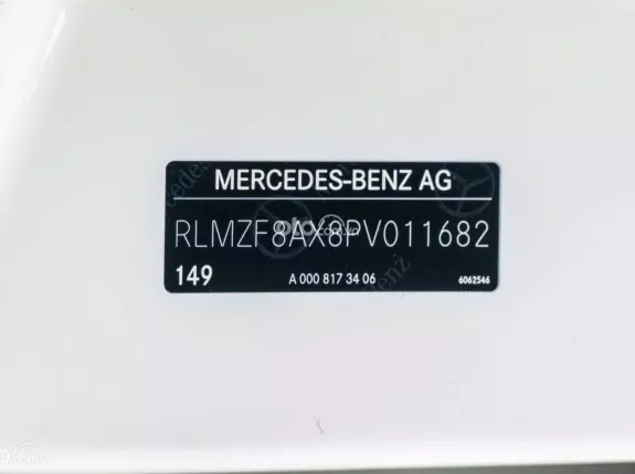 Mercedes-Benz E200 Exclusive V1 2023 - Siêu lướt 5000 km