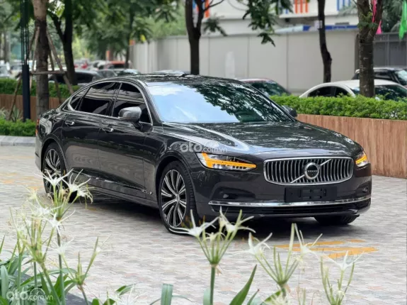 Volvo S90 Ultimate AWD 2022 - Xe đẹp bảo dưỡng đầy đủ