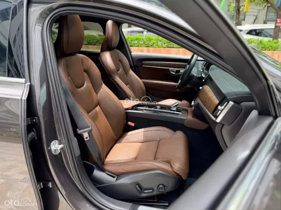 Volvo S90 Ultimate AWD 2022 - Xe đẹp bảo dưỡng đầy đủ