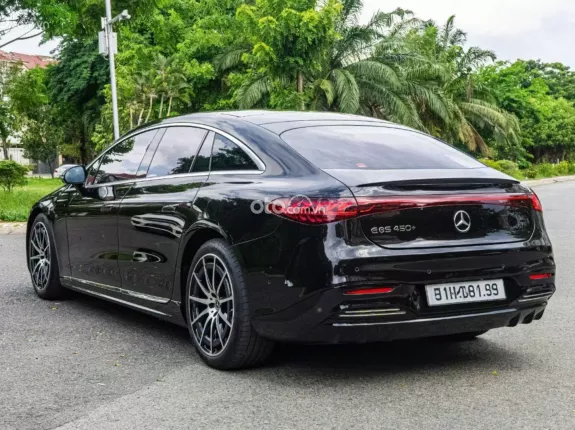 Mercedes-Benz EQS 580 4Matic 2023 - Xe đen nội thất kem, siêu lướt