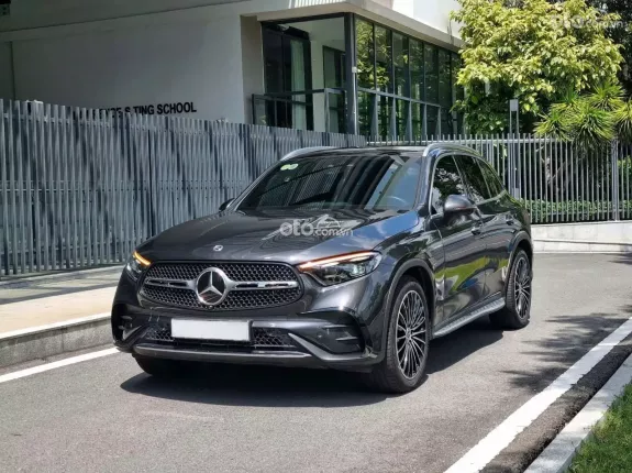 Mercedes-Benz GLC 300 4Matic V1 2024 - Xám 13000km