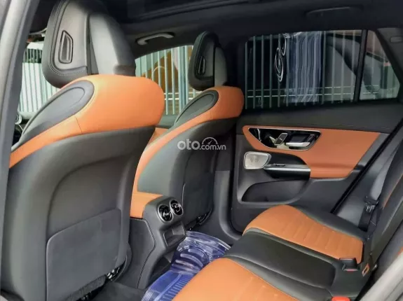 Mercedes-Benz GLC 300 4Matic V1 2024 - Xám 13000km