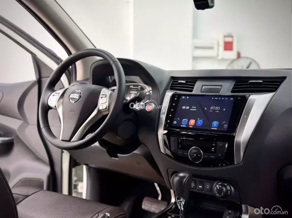 Nissan Terra 2.5L V 4WD 7AT 2019 - Xe gia đình sử dụng cực ít
