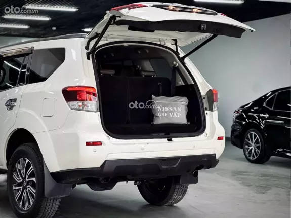 Nissan Terra 2.5L V 4WD 7AT 2019 - Xe gia đình sử dụng cực ít
