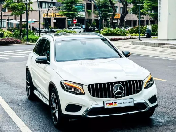 Mercedes-Benz GLC 200 4Matic 2019 - Option gần 300 triệu