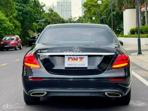 Mercedes-Benz E200 Sport 2020 - Ưu đãi cực tốt