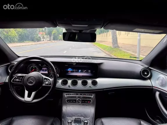 Mercedes-Benz E200 Sport 2020 - Ưu đãi cực tốt