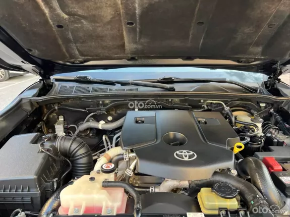 Toyota Fortuner 2.4 AT 4x2 Legender 2020 - Đẹp