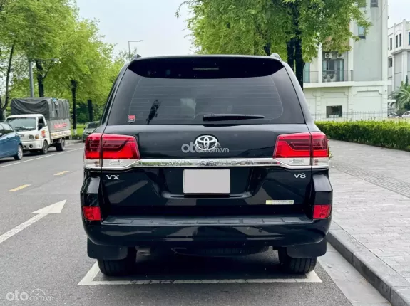 Toyota Land Cruiser VX 4.6 V8 2016 - Toyota Land Cruiser VX 4.6 V8 sx2016 siêu đẹp