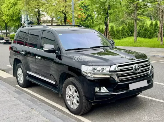 Toyota Land Cruiser VX 4.6 V8 2016 - Toyota Land Cruiser VX 4.6 V8 sx2016 siêu đẹp