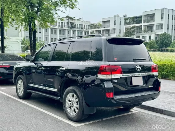 Toyota Land Cruiser VX 4.6 V8 2016 - Toyota Land Cruiser VX 4.6 V8 sx2016 siêu đẹp