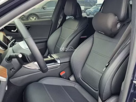 Mercedes-Benz C200 Avantgarde Plus 2022 - Trắng NT Đen