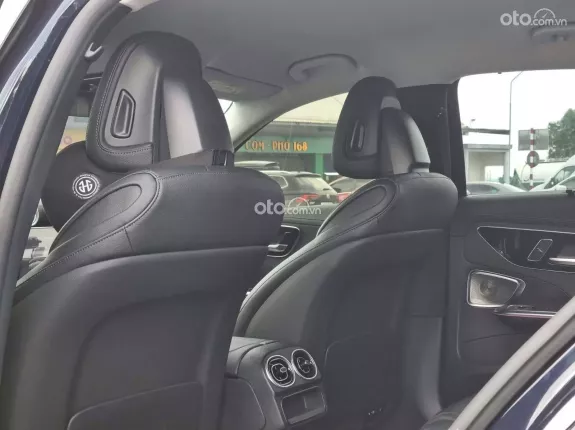 Mercedes-Benz C200 Avantgarde Plus 2022 - Trắng NT Đen