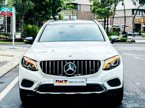 Mercedes-Benz GLC 200 4Matic 2019 - Trang bị nhiều phụ kiện