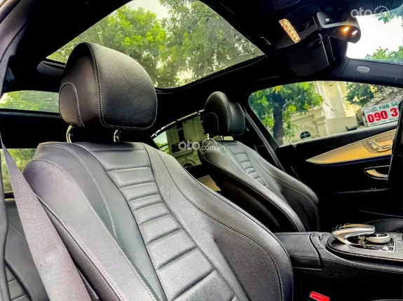 Mercedes-Benz E200 Sport 2020 - Xe đẹp như mới