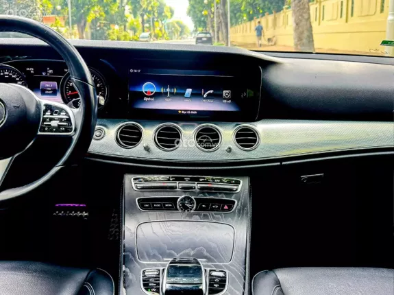 Mercedes-Benz E200 Sport 2020 - Xe đẹp như mới