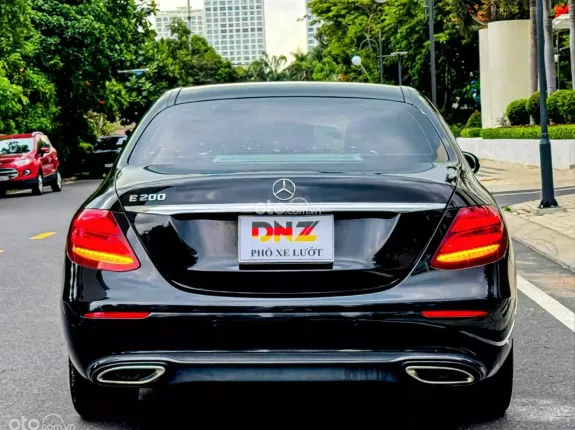 Mercedes-Benz E200 Sport 2020 - Xe đẹp như mới