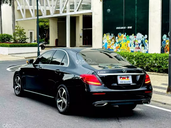 Mercedes-Benz E200 Sport 2020 - Xe đẹp như mới