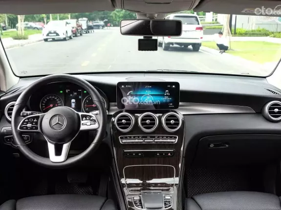Mercedes-Benz GLC 200 2019 - Một chủ mua mới - Bảo trì bảo dưỡng full lịch sử hãng