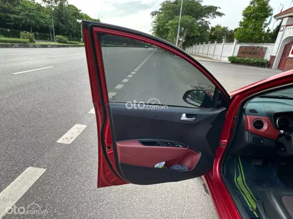 Hyundai Grand i10 Hatchback 1.2 MT Base 2020 - Máy số zin
