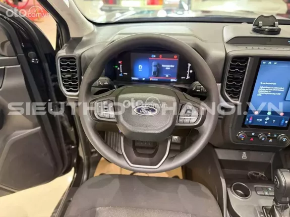 Ford Ranger XLS 2.0L 4x2 AT 2024 - Xe đảm bảo chất lượng hỗ trợ kiểm tra tại hãng