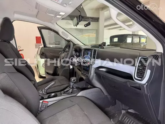 Ford Ranger XLS 2.0L 4x2 AT 2024 - Xe đảm bảo chất lượng hỗ trợ kiểm tra tại hãng
