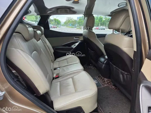 Hyundai Santa Fe 2.2L Dầu Tiêu chuẩn 2017 - Màu Đồng nội thất Kem - Bảo dưỡng hãng