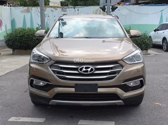 Hyundai Santa Fe 2.2L Dầu Tiêu chuẩn 2017 - Màu Đồng nội thất Kem - Bảo dưỡng hãng