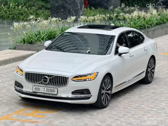 Volvo S90 Ultimate AWD 2023 - Xe đăng ký tháng 8/2024