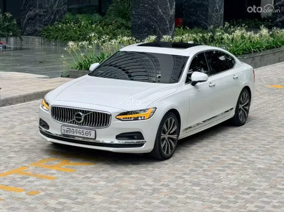 Volvo S90 Ultimate AWD 2023 - Xe đăng ký tháng 8/2024