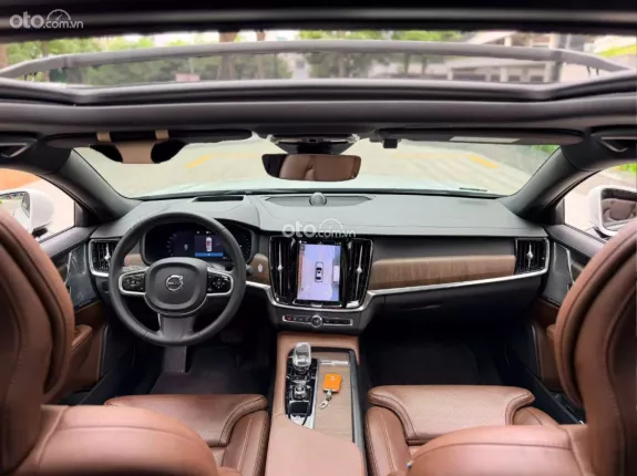 Volvo S90 Ultimate AWD 2023 - Xe đăng ký tháng 8/2024