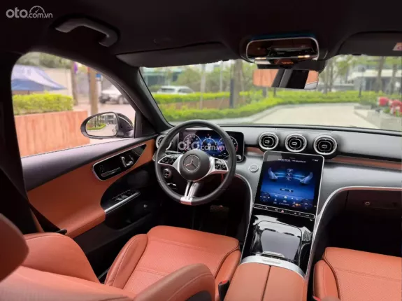 Mercedes-Benz C200 Avantgarde 2023 - Xe đẹp lăn bánh 8.000 km