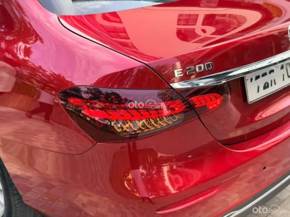 Mercedes-Benz E200 Exclusive V1 2022 - Xe đẹp đăng ký tháng 8/2023