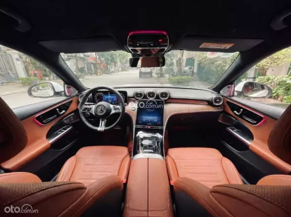 Mercedes-Benz C200 Avantgarde Plus 2022 - Trang bị nhiều tiện nghi hiện đại, vận hành êm ái