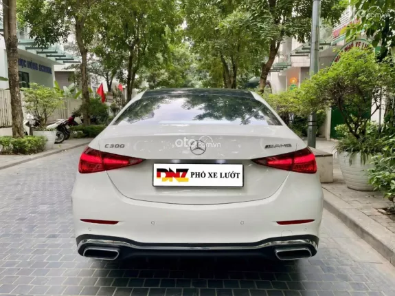 Mercedes-Benz C200 Avantgarde Plus 2022 - Trang bị nhiều tiện nghi hiện đại, vận hành êm ái